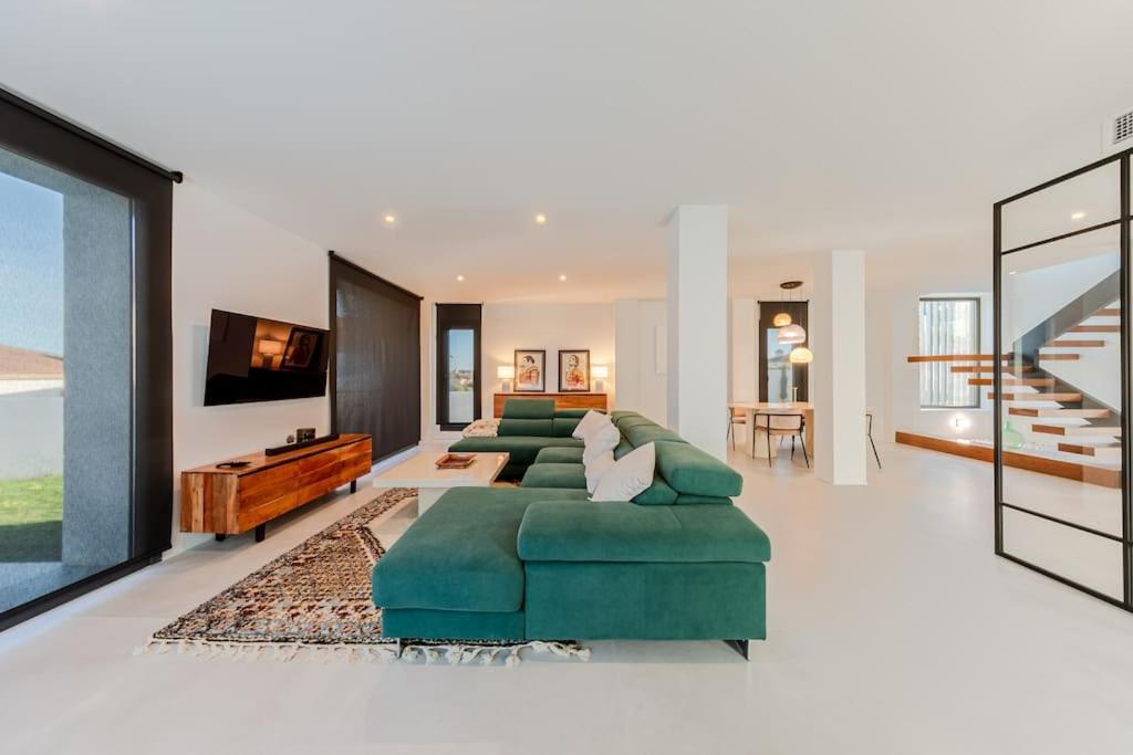 Villa Con Piscina Privada Gelves Εξωτερικό φωτογραφία
