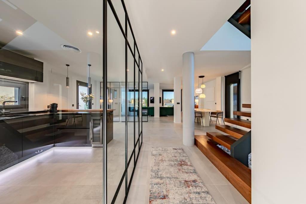 Villa Con Piscina Privada Gelves Εξωτερικό φωτογραφία