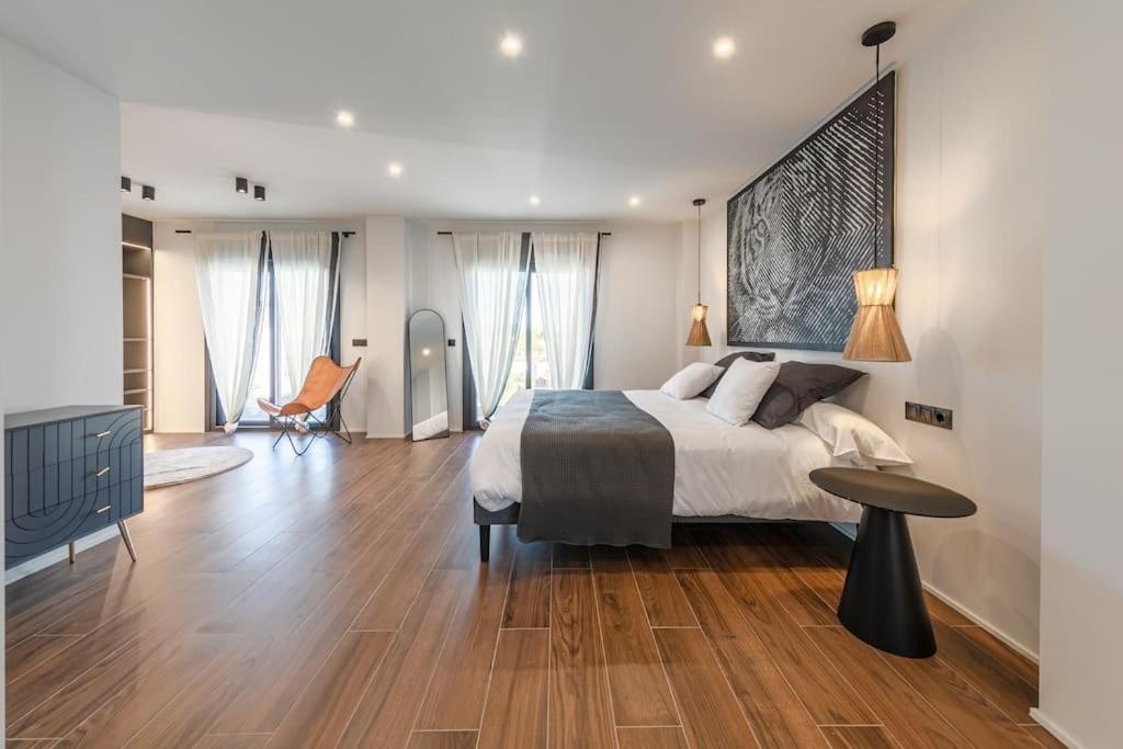 Villa Con Piscina Privada Gelves Εξωτερικό φωτογραφία